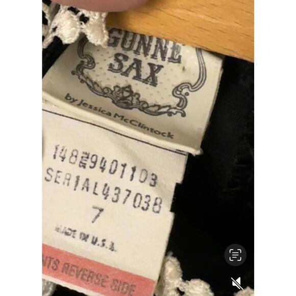 Vintage Gunne Sax Black Velvet Dress White Lace Collar & Long Sleeves For Women - Picture 11 of 11